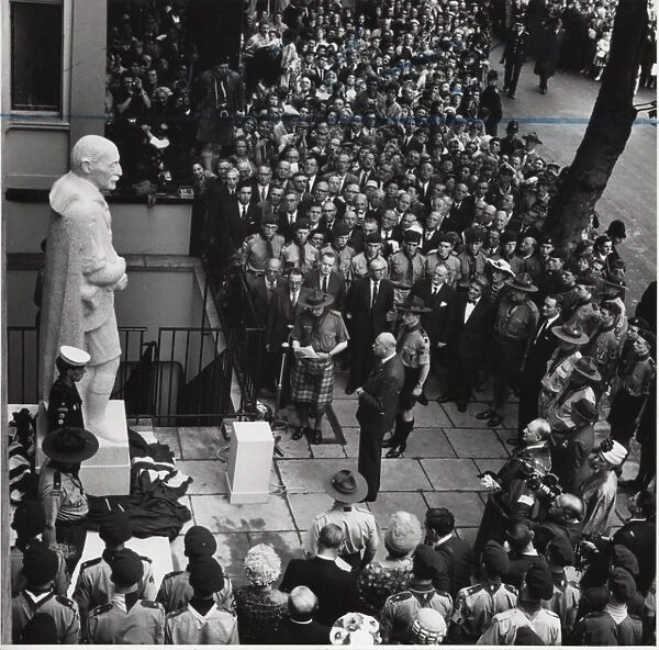 Statue unveiling at Baden Powell House, London