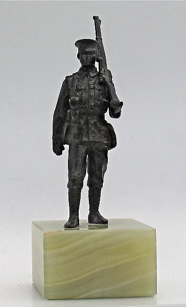 Statuette of a 1914 Tommy