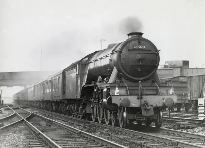 Framed Print : Steam locomotive, London to Newcastle Express Framed Print : Steam locomotive, London to Newcastle Express