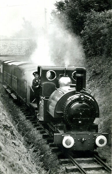 Steam locomotive No. 1 between Pendre and Tywyn Wharf