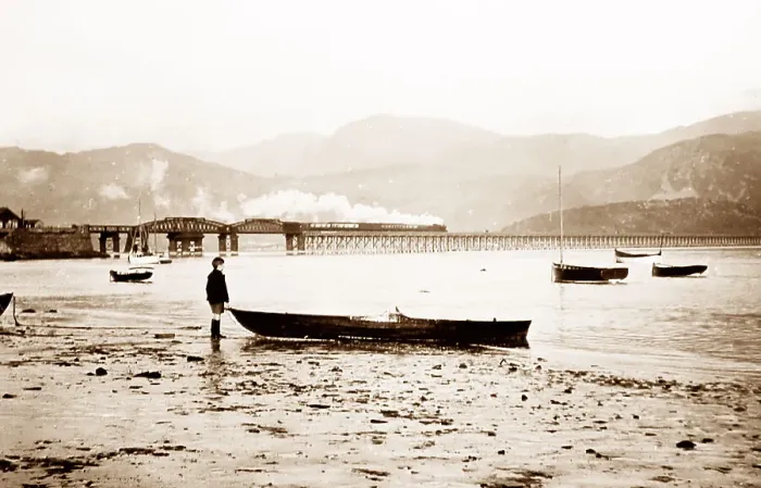 Framed Print : Steam train, Barmouth, Wales Framed Print : Steam train, Barmouth, Wales