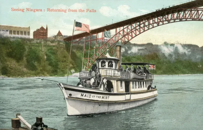 Framed Print : Steamboat Maid of the Mist - Niagara Falls Tourist boat Framed Print : Steamboat Maid of the Mist - Niagara Falls Tourist boat