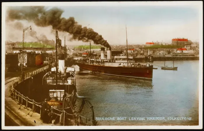 Framed Print : Steamer leaving Folkestone Harbour for Boulogne Framed Print : Steamer leaving Folkestone Harbour for Boulogne