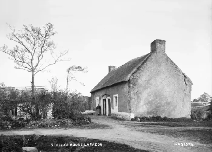 Framed Print : Stellas House, Laracor Framed Print : Stellas House, Laracor