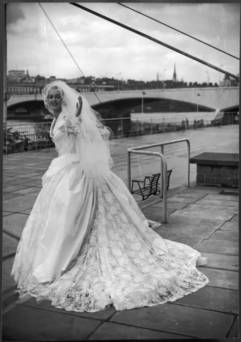 Framed Print : Stiebel / Wedding Dress Framed Print : Stiebel / Wedding Dress