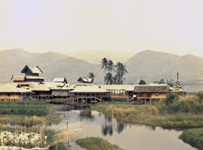Framed Print : stilt houses - Inle Lake Framed Print : stilt houses - Inle Lake