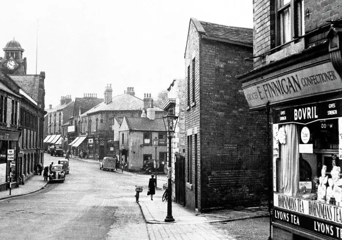 Framed Print : Stocks Hill, Armley early 1900's Framed Print : Stocks Hill, Armley early 1900's