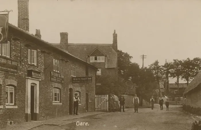 Framed Print : The Stocks and showing the White Hart Inn Framed Print : The Stocks and showing the White Hart Inn