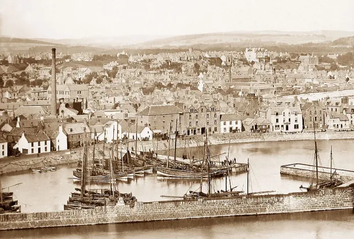 Framed Print : Stonehaven Victorian period Framed Print : Stonehaven Victorian period