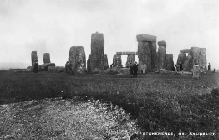 Framed Print : STONEHENGE Framed Print : STONEHENGE