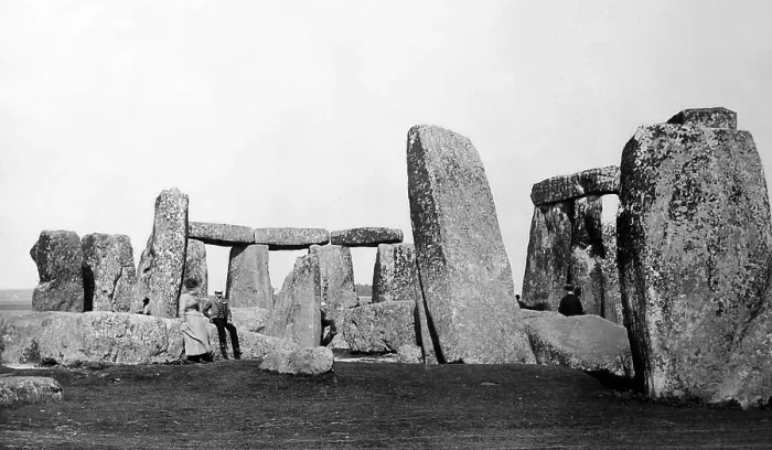 Framed Print : Stonehenge Framed Print : Stonehenge