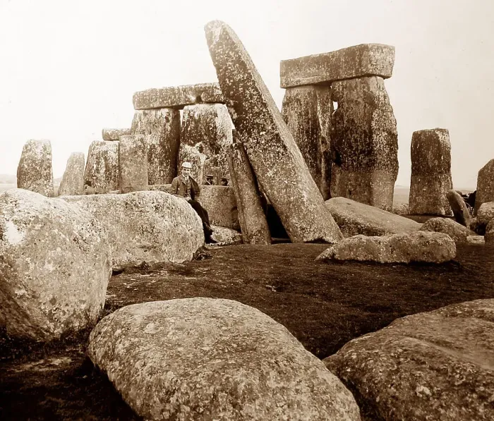 Framed Print : Stonehenge, early 1900s Framed Print : Stonehenge, early 1900s