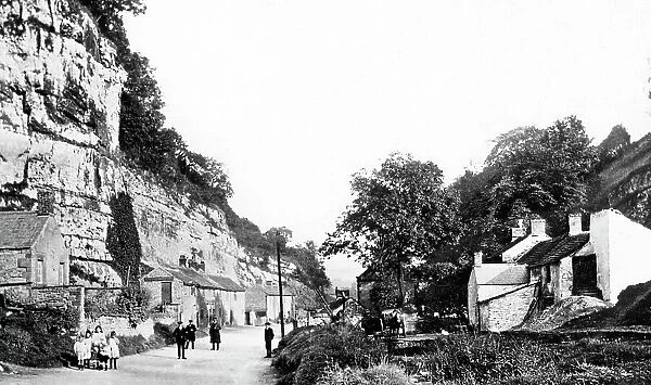 Stoney Middleton Lover's Leap early 1900s