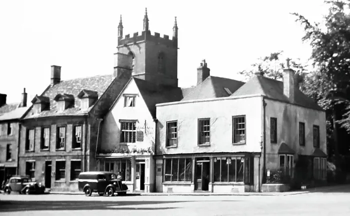 Framed Print : Stow on the Wold - probably 1930s Framed Print : Stow on the Wold - probably 1930s