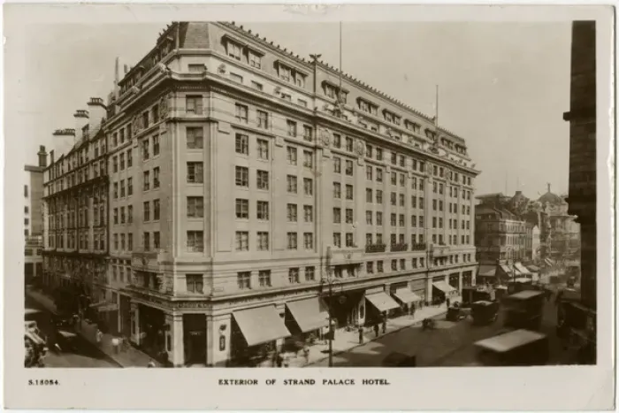 Framed Print : Strand Palace Hotel, The Stand, London Framed Print : Strand Palace Hotel, The Stand, London