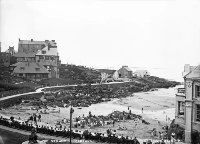Framed Print : The Strand, Portrush, Co. Antrim Framed Print : The Strand, Portrush, Co. Antrim