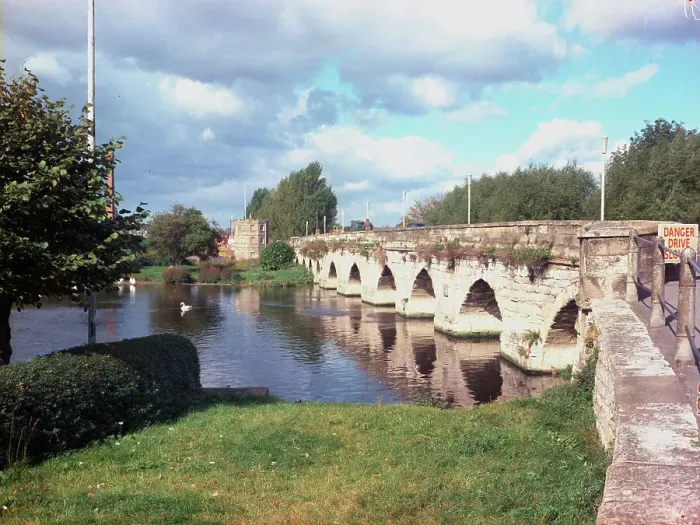Framed Print : Stratford-upon-Avon - Clopton Bridge Framed Print : Stratford-upon-Avon - Clopton Bridge