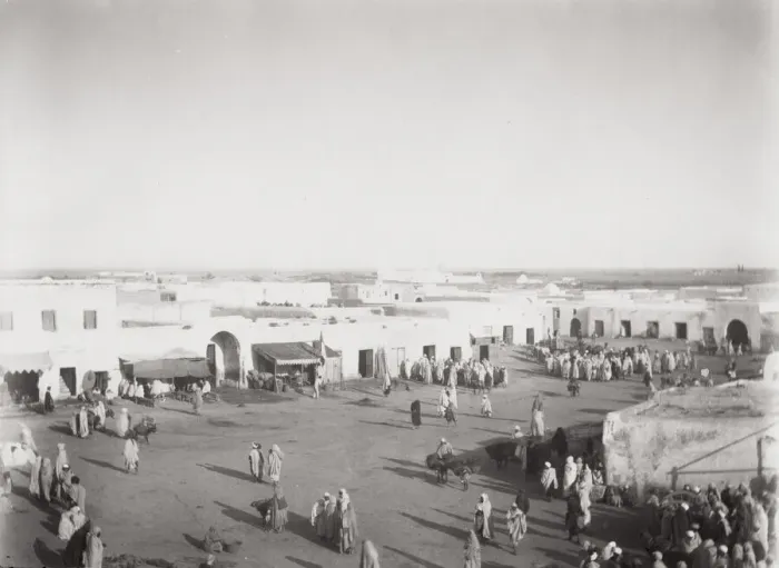 Framed Print : Street market at Kairouan, Tunisia Framed Print : Street market at Kairouan, Tunisia
