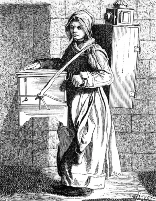 Framed Print : Street music: Barrel organ in Paris Framed Print : Street music: Barrel organ in Paris