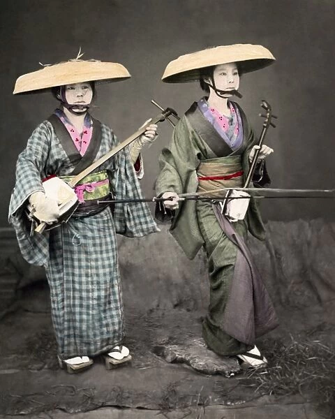 Street musicians, Japan