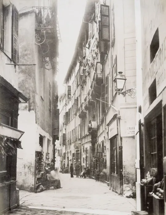 Framed Print : Street in the old city of Nice, France Framed Print : Street in the old city of Nice, France