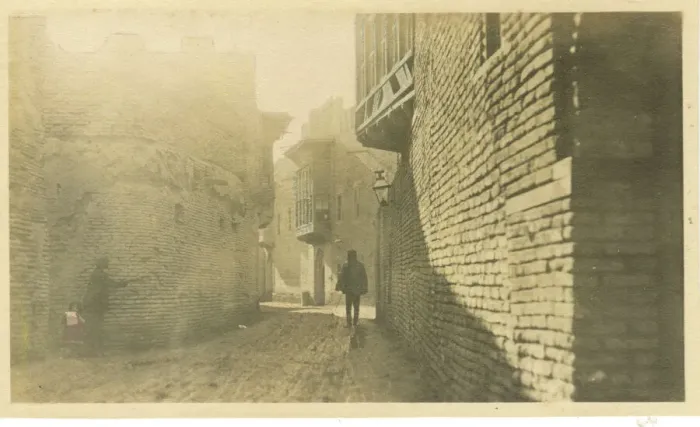 Framed Print : Street Scene, Basra, Iraq, WW1 Framed Print : Street Scene, Basra, Iraq, WW1