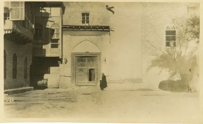Framed Print : Street scene in Basra, Iraq, WW1 Framed Print : Street scene in Basra, Iraq, WW1