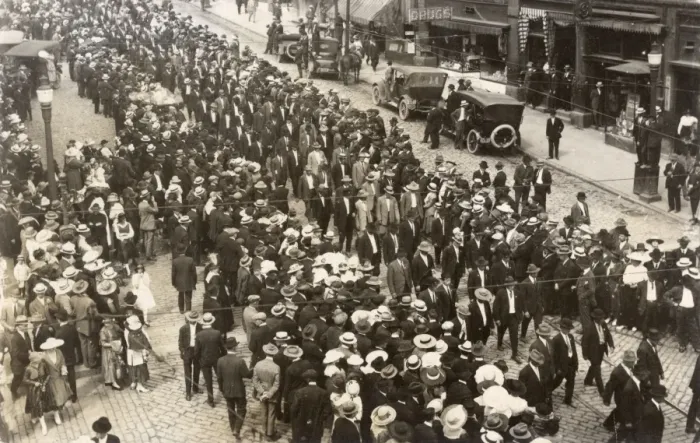 Framed Print : Street scene with crowds in New Jersey, USA Framed Print : Street scene with crowds in New Jersey, USA