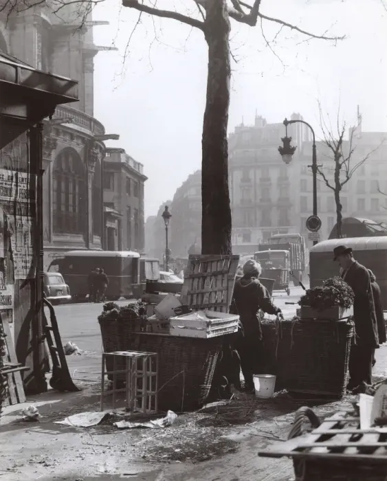 Framed Print : Street scene at Les Halles, Paris, France Framed Print : Street scene at Les Halles, Paris, France