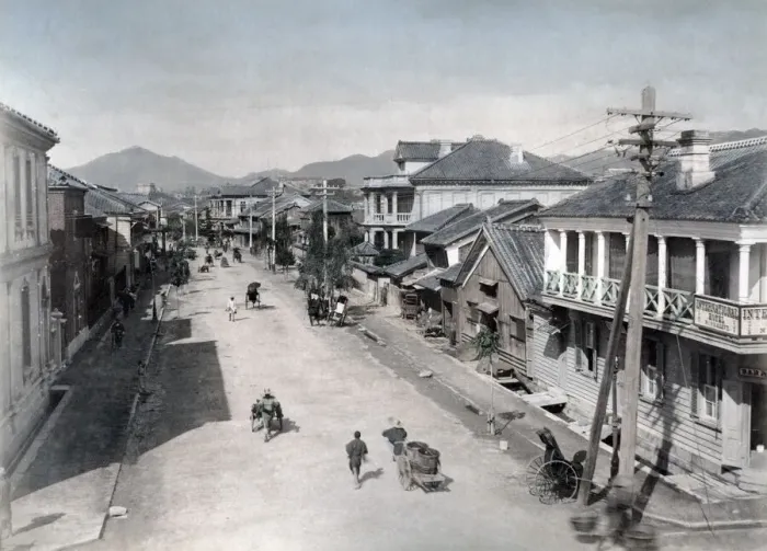 Framed Print : Street scene with rickshaws and carts, Japan, c. 1880 s Framed Print : Street scene with rickshaws and carts, Japan, c. 1880 s