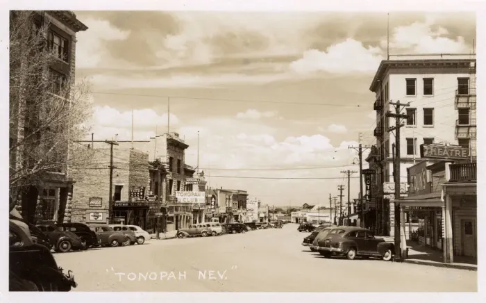 Framed Print : Street scene in Tonopah, Nevada, USA Framed Print : Street scene in Tonopah, Nevada, USA