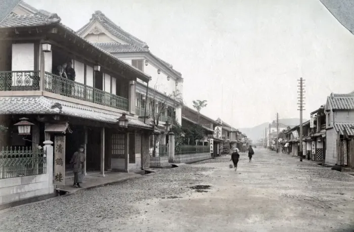 Framed Print : Street in Shizuoka, Japan, c. 1880 s Framed Print : Street in Shizuoka, Japan, c. 1880 s