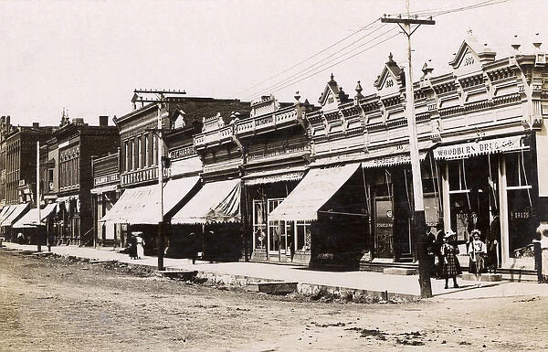 Street of shops in Osceola, Iowa, USA