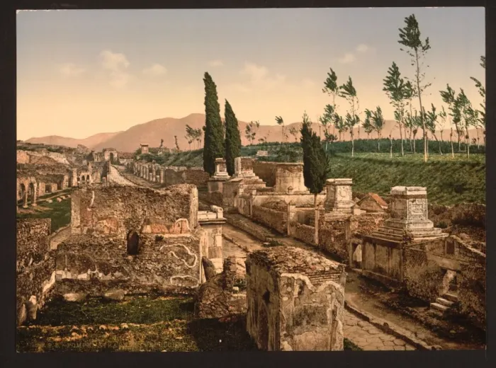Framed Print : Street of the Tombs, Pompeii, Italy Framed Print : Street of the Tombs, Pompeii, Italy