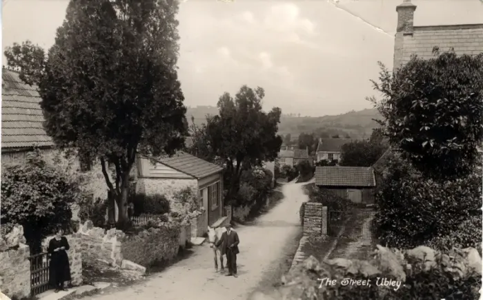 Framed Print : The Street, Ubley, Blagdon, England Framed Print : The Street, Ubley, Blagdon, England