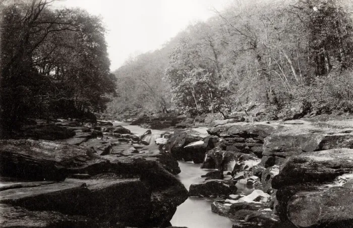 Framed Print : The Strid, River Wharfe, Bolton Woods, Yorkshire Framed Print : The Strid, River Wharfe, Bolton Woods, Yorkshire