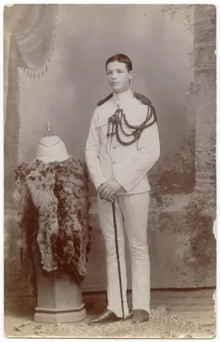 Framed Print : Studio photo, young soldier in white uniform, left shoulder aiguillette and white spiked sun helmet, Far East Date: circa 1910 Framed Print : Studio photo, young soldier in white uniform, left shoulder aiguillette and white spiked sun helmet, Far East Date: circa 1910