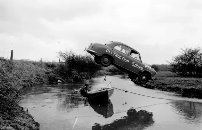 Framed Print : Stuntman attempts to fly car over river Framed Print : Stuntman attempts to fly car over river