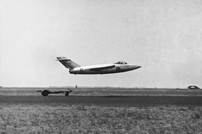 Framed Print : Sud-Est Se. 5000 Baroudeur Making a High-Speed Flypast of? Framed Print : Sud-Est Se. 5000 Baroudeur Making a High-Speed Flypast of?