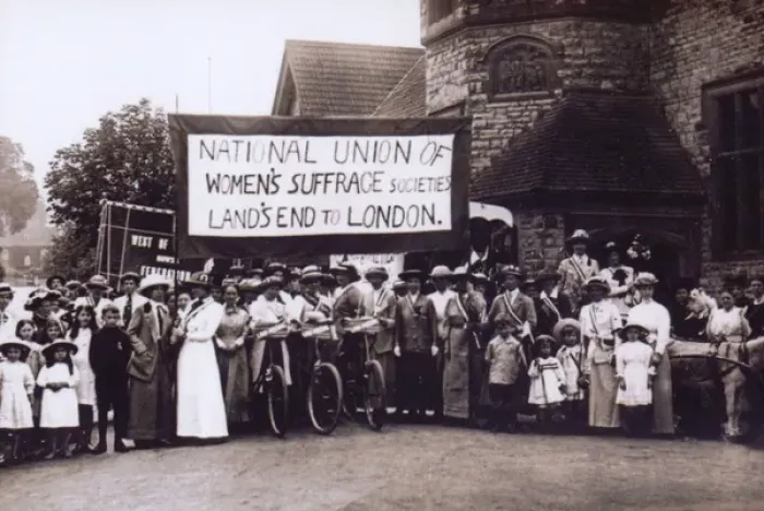 Framed Print : Suffrage Pilgrimage NUWSS 1913 Framed Print : Suffrage Pilgrimage NUWSS 1913