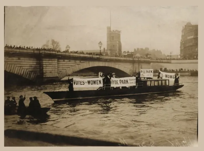 Framed Print : Suffragette Hyde Park Demonstration 1908 Framed Print : Suffragette Hyde Park Demonstration 1908