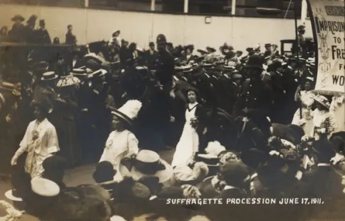 Framed Print : Suffragette Womens Coronation Procession June 17, 1911 Framed Print : Suffragette Womens Coronation Procession June 17, 1911