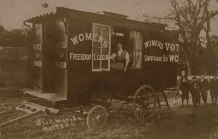 Framed Print : Suffragette Womens freedom league Caravan Framed Print : Suffragette Womens freedom league Caravan