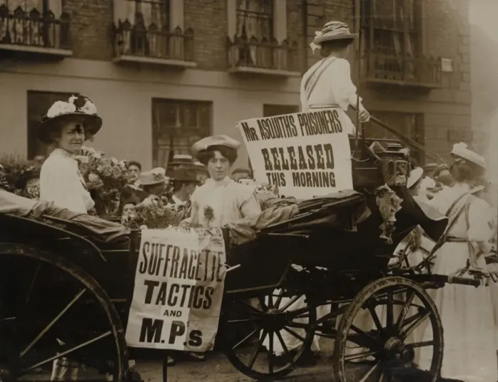 Framed Print : Suffragettes Released from Prison Framed Print : Suffragettes Released from Prison