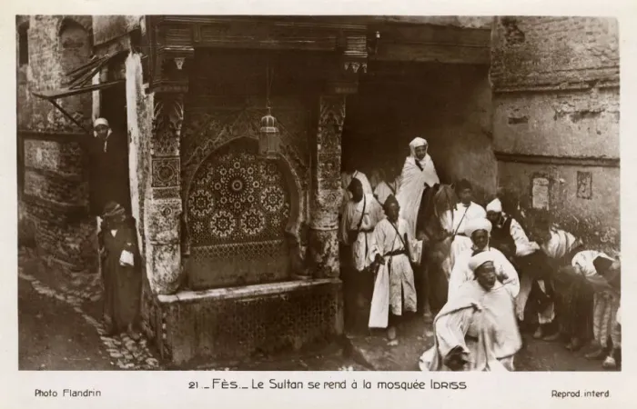 Framed Print : Sultan Sidi Mohammed Ben Youssef Ben Hassan - Fes Framed Print : Sultan Sidi Mohammed Ben Youssef Ben Hassan - Fes