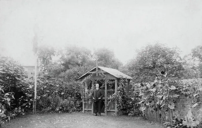 Framed Print : Summerhouse Framed Print : Summerhouse