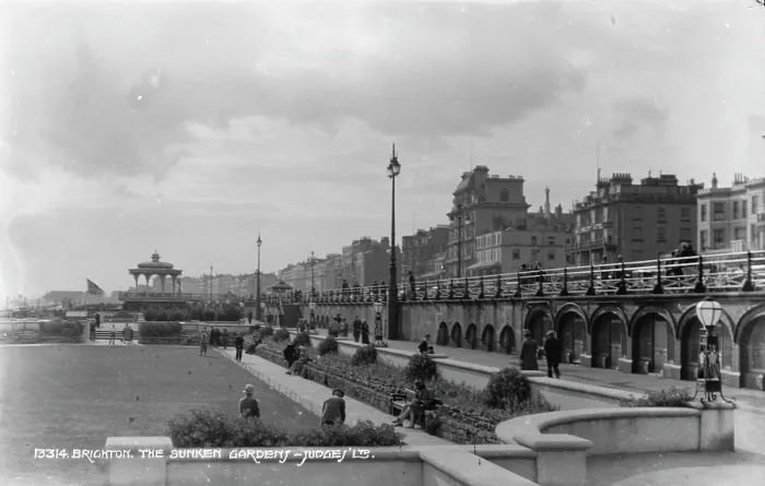 Framed Print : The Sunken Garden, Brighton Framed Print : The Sunken Garden, Brighton