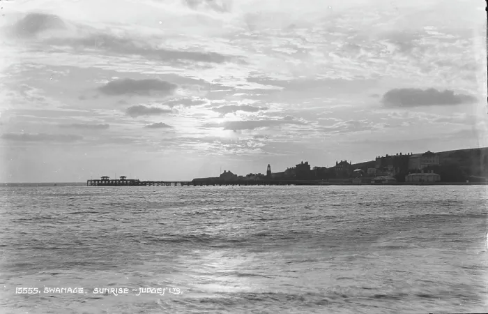 Framed Print : Sunrise Over Swanage Framed Print : Sunrise Over Swanage