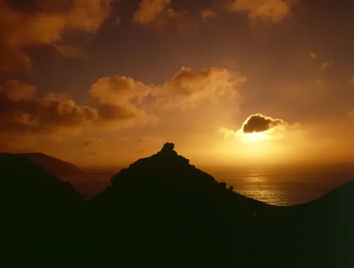 Framed Print : Sunset at Valley of Rocks, Lynton, Devon Framed Print : Sunset at Valley of Rocks, Lynton, Devon