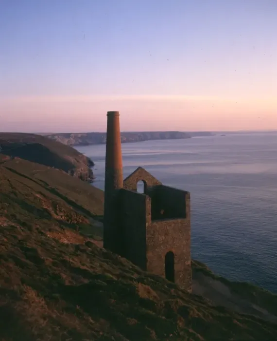 Framed Print : Sunset at Wheal Coates tin mine, St Agnes, Cornwall Framed Print : Sunset at Wheal Coates tin mine, St Agnes, Cornwall